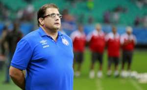 Em nota oficial, Bahia lamenta a morte da mãe do técnico Guto Ferreira