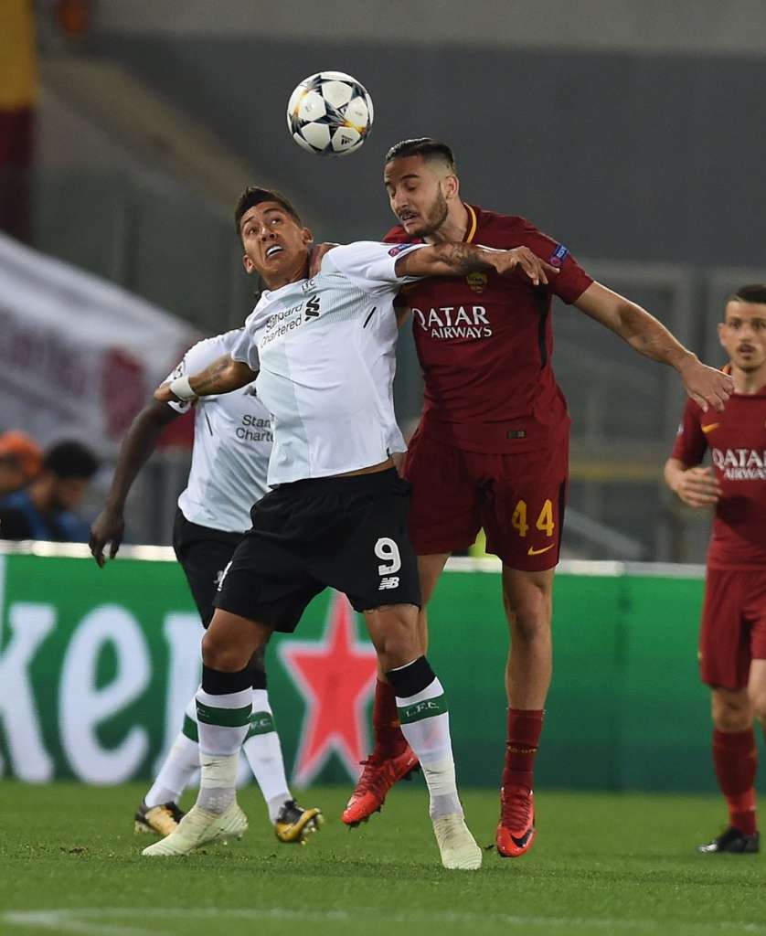 Liverpool leva susto e perde da Roma, mas vai à final