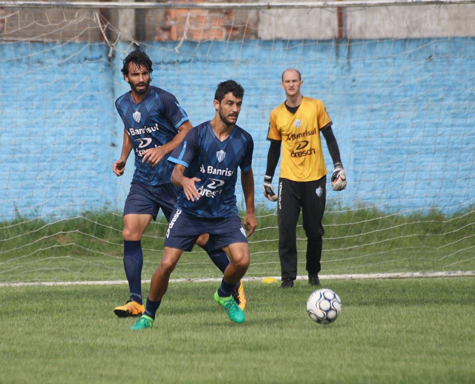 Série D: De olho no Cianorte, Novo Hamburgo trabalha aspectos técnicos e táticos