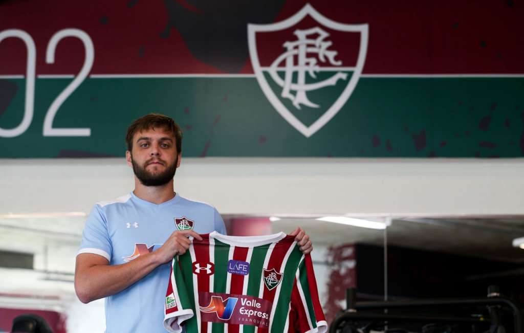 'Ambicioso', Nathan Ribeiro chega ao Fluminense e diz sonhar com Seleção