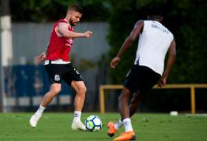 Ansioso por retorno ao Santos, Sasha minimiza reencontro com Luan