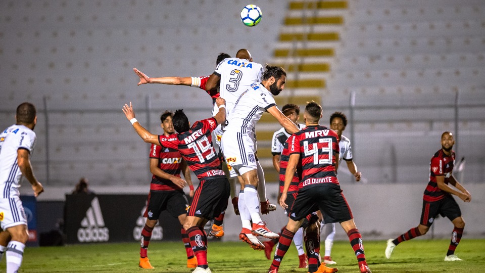 Ponte Preta fez um bom jogo contra o Flamengo pela Copa do Brasil e chega motivada no dérbi