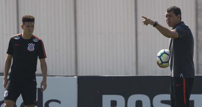 Carille quer poupar jogadores e promove mudanças contra o fraco Ceará dentro de Itaquera