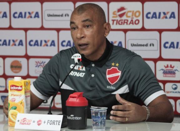 Hemerson Maria não perde há cinco jogos do Goiás Hemerson Maria não perde há cinco jogos do Goiás