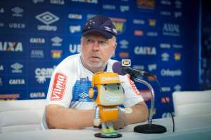 Arrascaeta não treina e é dúvida no Cruzeiro para enfrentar o Botafogo