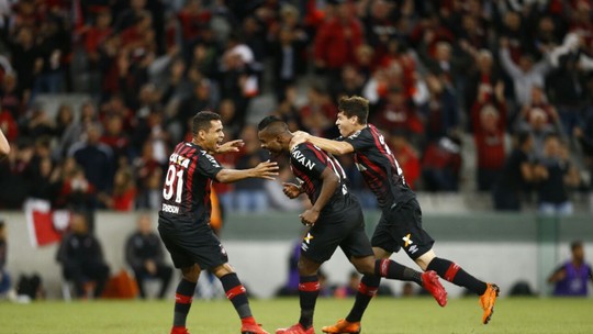 Desafio do Atlético-PR é voltar a marcar gols e quebrar jejum contra o Palmeiras