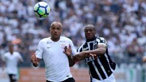 Corinthians 1 x 1 Ceará - Poupando titulares, Timão não passa de empate em casa