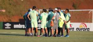 Chapecoense x Paraná - Confronto direto e busca pela primeira vitória