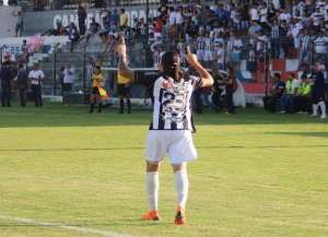 Treze-PB 1 x 0 Itabaiana-SE - Galo vence mais uma e assume a liderança