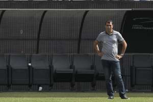 Pedrinho analisa estreia no Brasileiro como titular: 'Tento ser ousado e alegre'