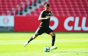 Lucca revela reunião antes de treino do Inter e espera substituir Pottker