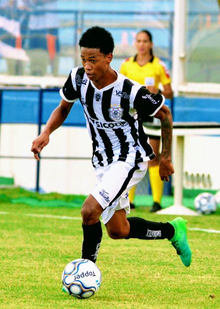 ​Série D: Técnico do Americano-RJ pretende testar variações na equipe titular