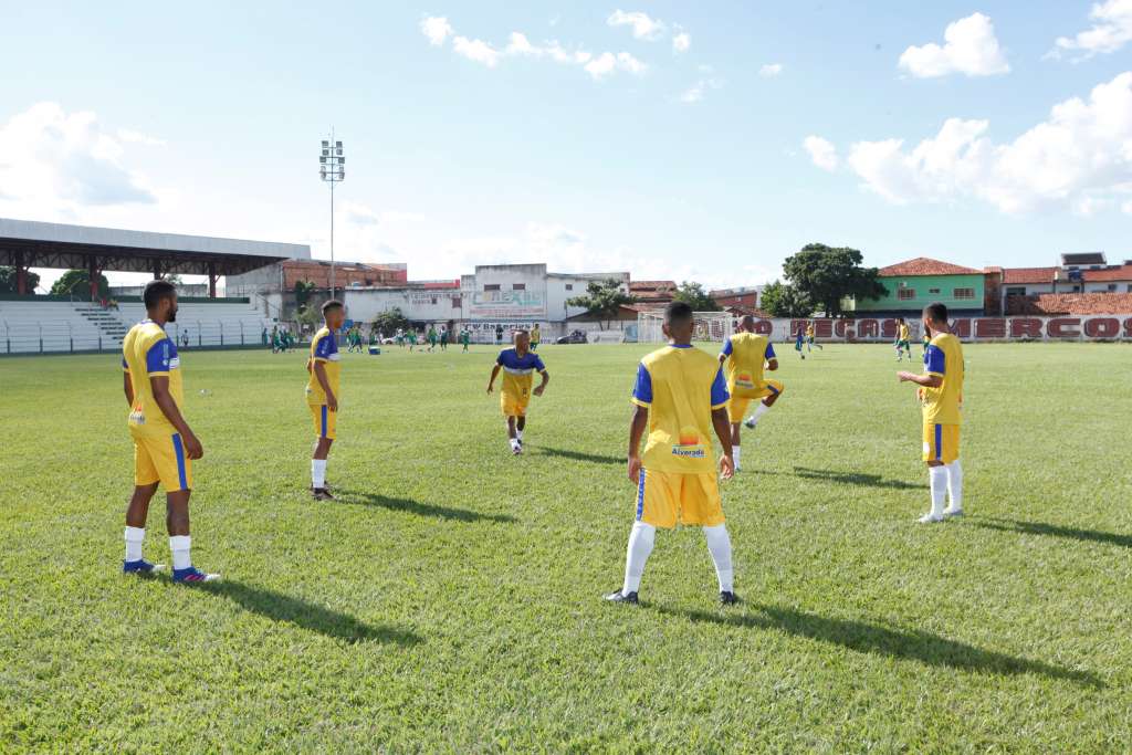 Interporto durante treinamento no General Sampaio  - Djvan Barbosa