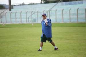 Série D: Após treino, diretoria do Altos surpreende e demite Paulinho Kobayashi
