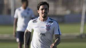 Copa do Mundo: Fagner corre contra o tempo para se recuperar antes da convocação