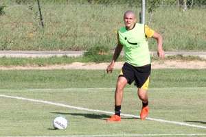 Série B: Criciúma tenta repatriar zagueiro Raphael Silva e atacante Lucão