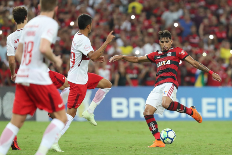 Paquetá exalta trabalho de Barbieri no Flamengo e crava: ‘Para nós, é efetivo’
