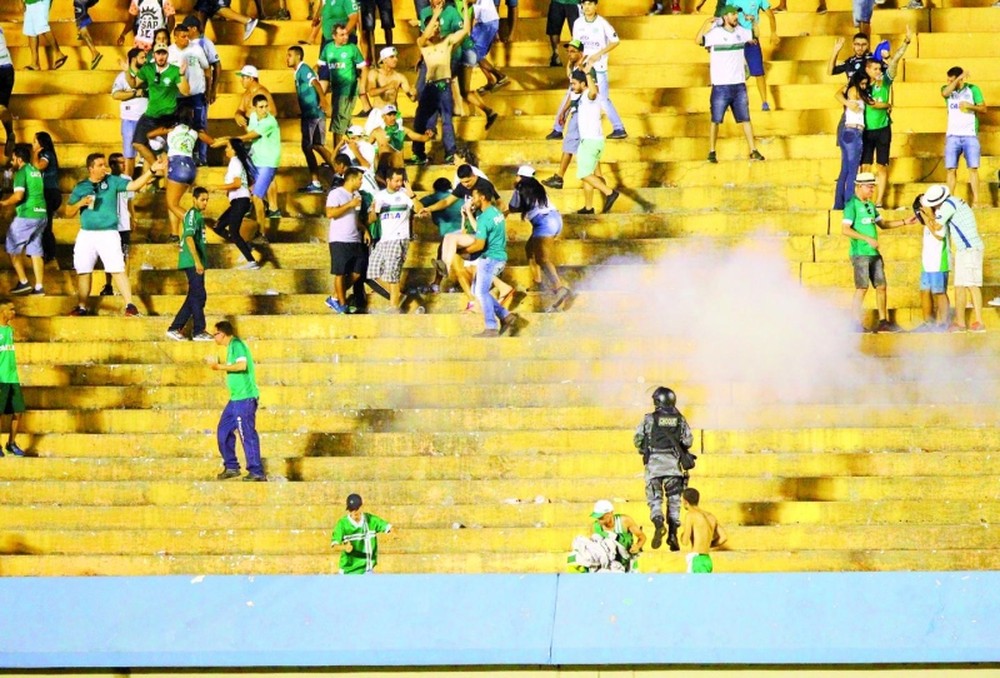 Série B: Goiás fica sem torcida visitante e pode perder mandos de campo