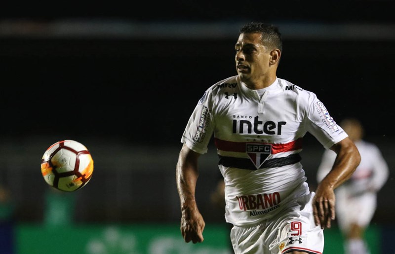 Lesionado, Diego Souza desfalca São Paulo contra o Bahia