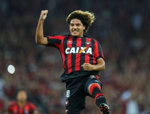 Série B: Goiás anuncia meia Felipe Gedoz, do Atlético-PR