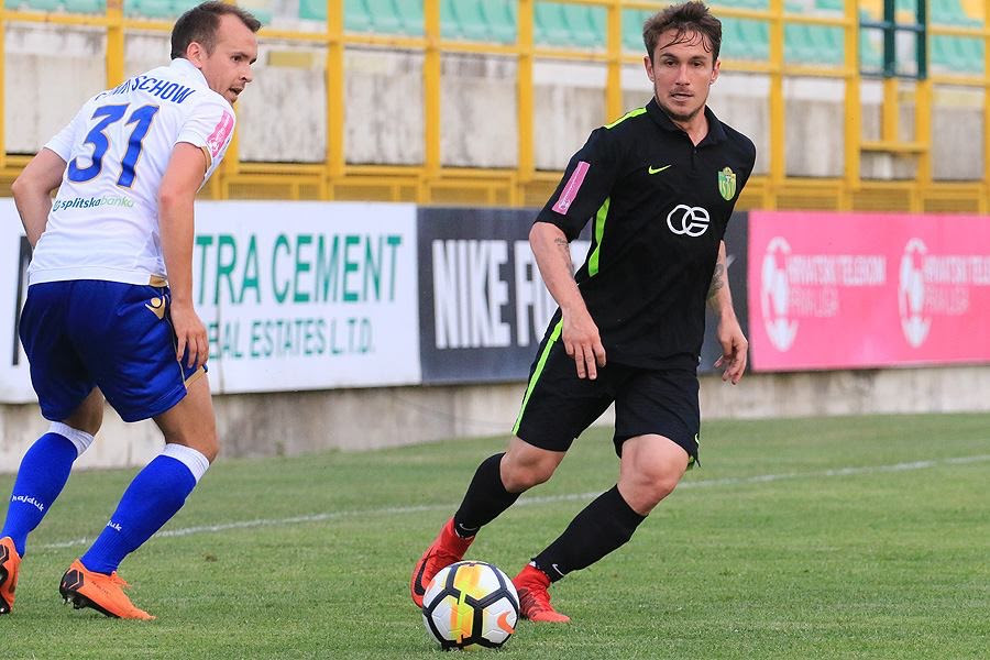 Jogando na Croácia atualmente, Bady comemora o gol 50 da carreira