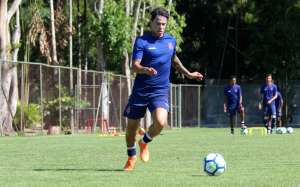 Recuperados, Breno, Evander e Paulo Vitor treinam e ficam à disposição no Vasco