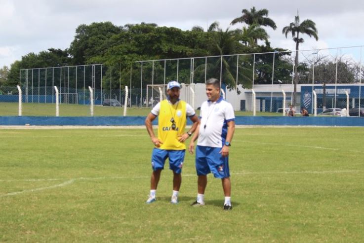 Série B: Com dúvida nas duas laterais, CSA ganha opção para o ataque