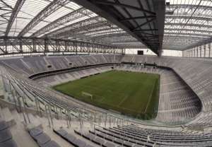 Curitiba vai testar esquema de torcida única em todos as partidas na cidade