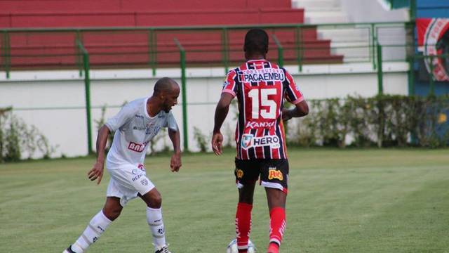 Botafogo empata com o Tupi fora de casa, segue invicta e no G4 (Foto: Divulgação Tupi)