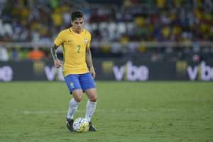 Rodrigo Lasmar garante que Fagner está apto para jogar a Copa pela Seleção