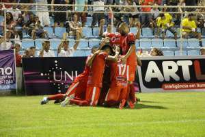 Imperatriz-MA 4 x 0 Guarani de Juazeiro-CE - Cavalo de Aço lava a alma e é vice-líder