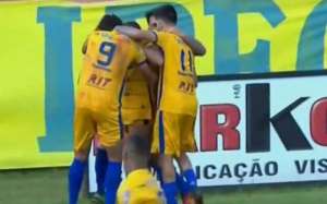 Iporá-GO 3 x 0 Dom Bosco-MT - Lobo Guará garante classificação e afunda Azulão