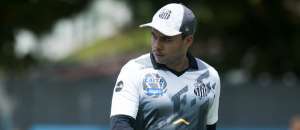 Jair Ventura fala em 'apagar dor da torcida' do Santos com sequência de vitórias