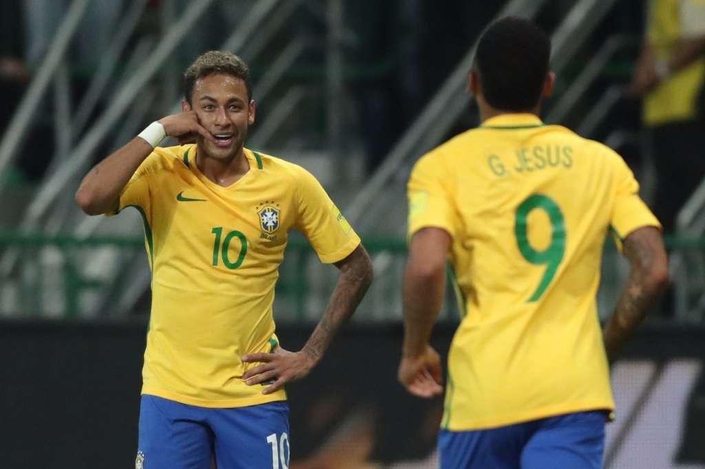 Sem Daniel Alves e com Fagner garantido, Tite anuncia lista da Copa nesta segunda