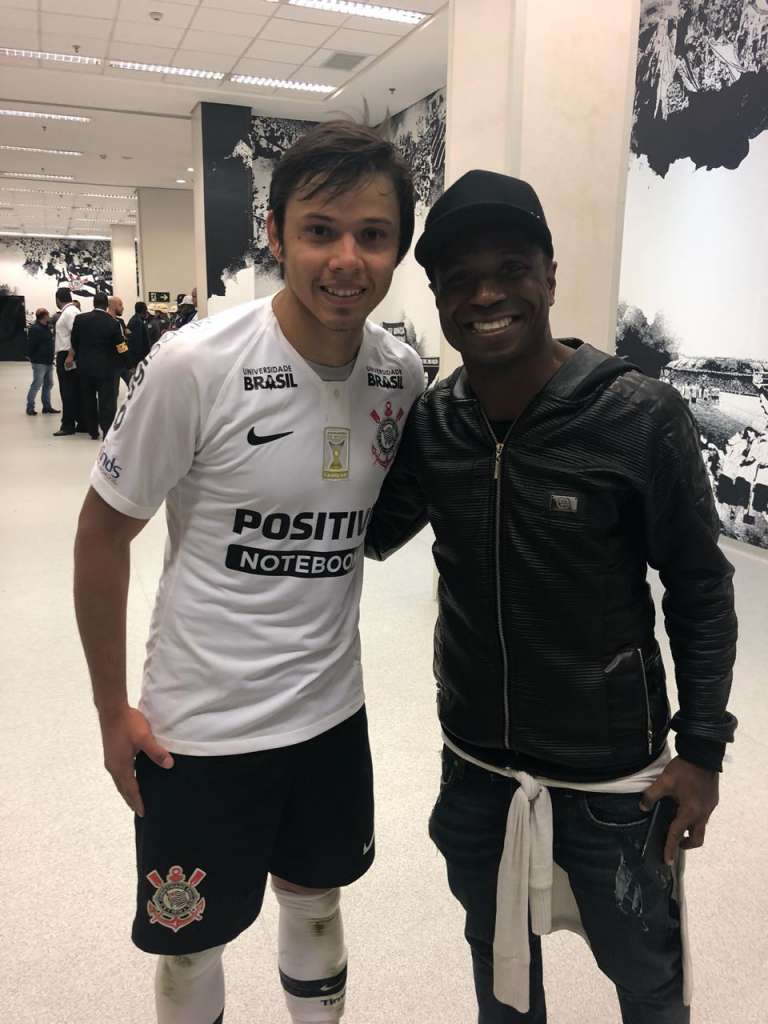 Bruno Henrique reclama após embaixadinhas de Romero: 'É desrespeito'