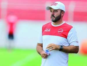 Série D: Sinop anuncia ex-treinador do Vila Nova, mas comandante volta atrás e não assume