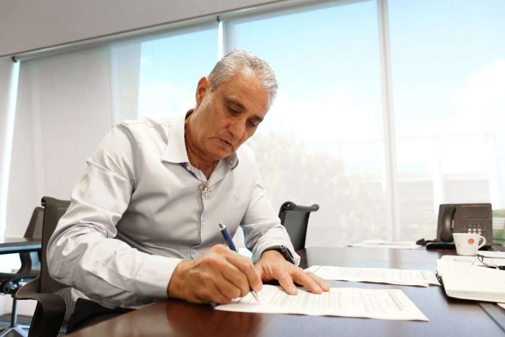 Tite revela que fechou lista de convocados só 30 minutos antes da divulgação