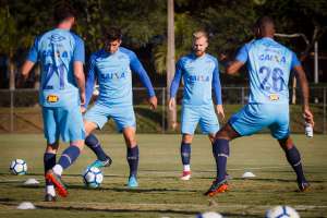 Thiago Neves deixa treino e deve desfalcar Cruzeiro contra Atlético-PR