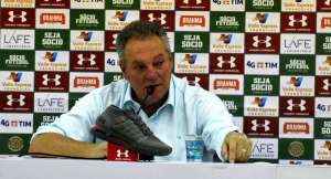Abel Braga exalta atuação do Fluminense em derrota: 'Demos aula de futebol'
