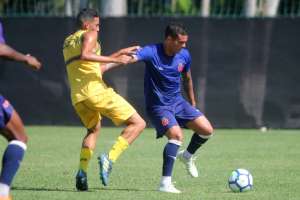 Recuperado, Ramon marca em jogo-treino e celebra volta por cima no Vasco