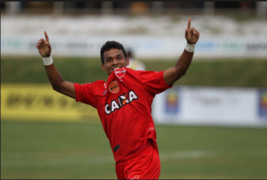 Série B: Mateus Anderson tem lesão no joelho confirmada e desfalca Vila Nova contra Oeste