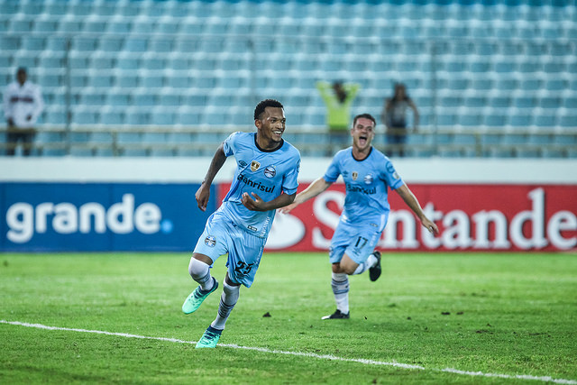 Renato exalta a garra do Grêmio e festeja liderança de grupo na Libertadores