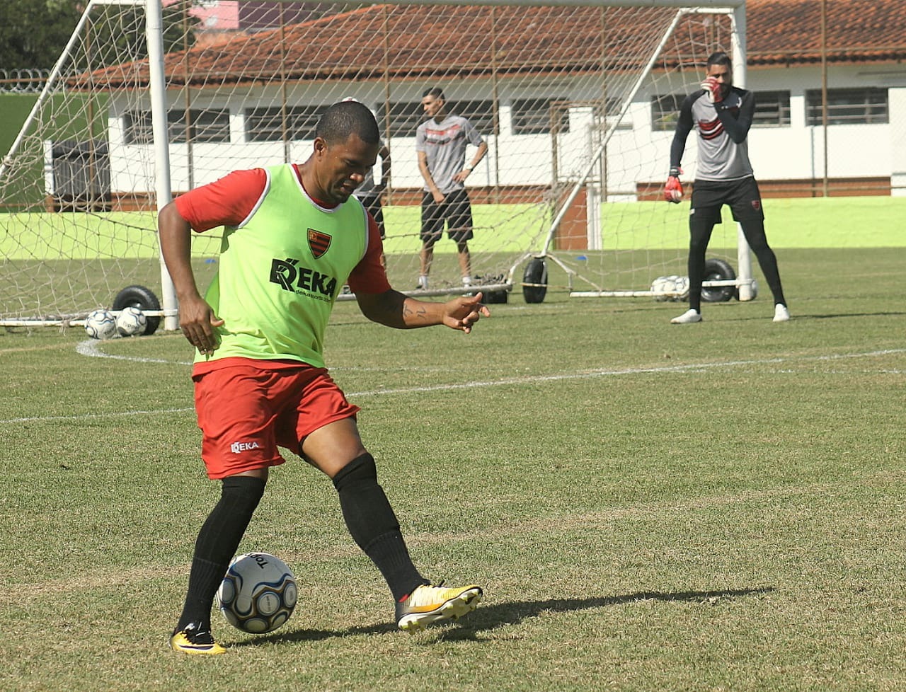 Série B: Ex-Palmeiras, Mazinho comemora retorno e vê Oeste brigando nas cabeças