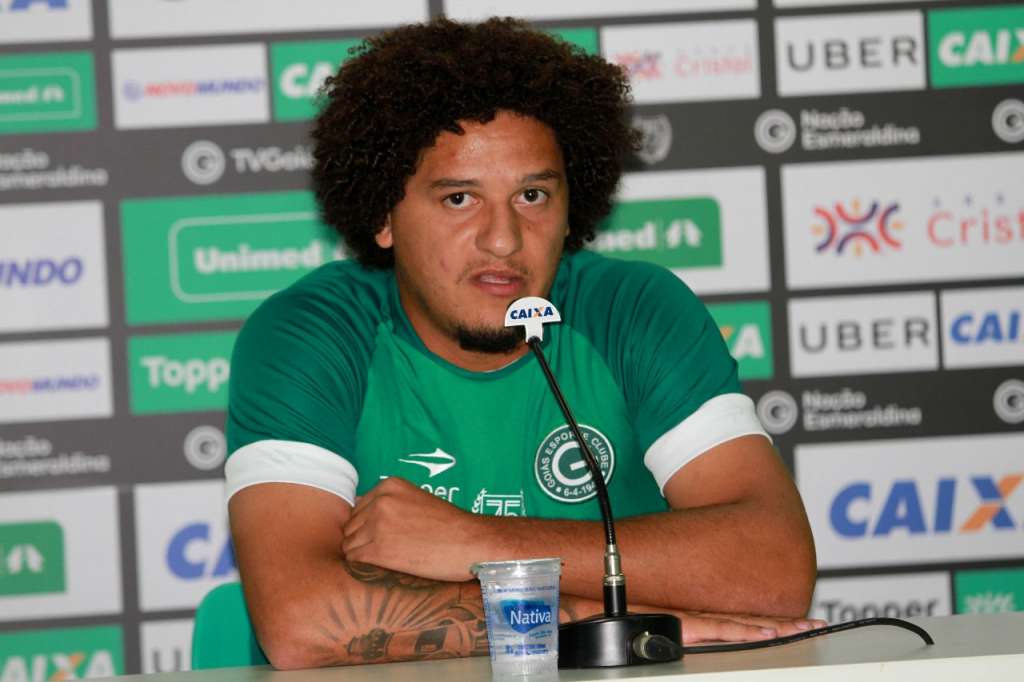 Regularizado, Felipe Gedoz deve estrear pelo Goiás nesta sexta-feira contra o Guarani