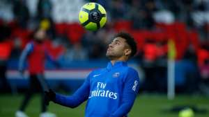 VÍDEO: Neymar treina com bola pela primeira vez no PSG após lesão