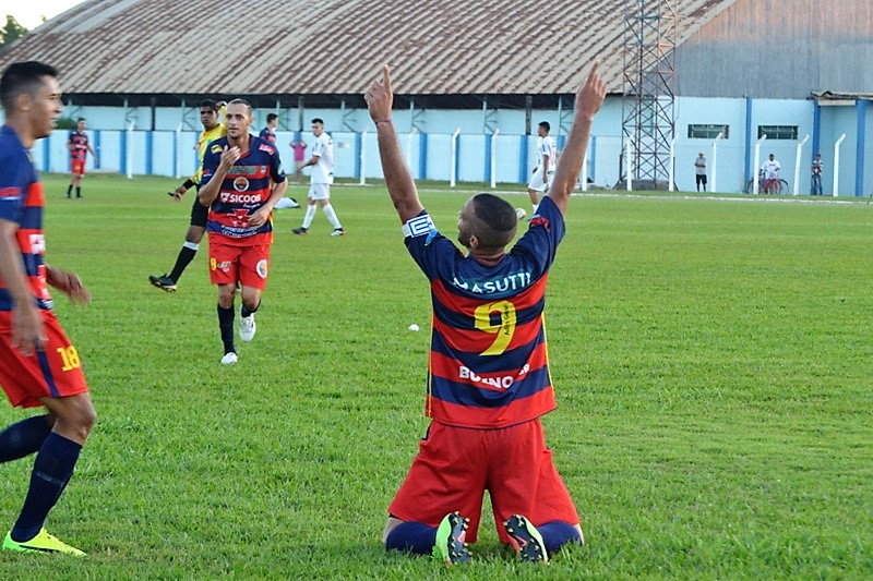 RONDONIENSE: Barcelona segura empate com Vilhenense e está na final