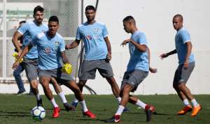 Abel descarta retorno de Ibañez ao Flu e prevê duelo difícil contra o Atlético-PR