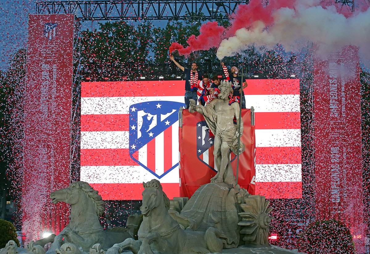 Torcida do Atlético celebra título da Liga Europa pelas ruas de Madri