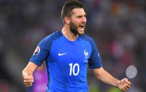 Sem Guerrero, Flamengo pode contratar Gignac, ex-atacante da seleção francesa