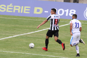 Ceilândia-DF 4 x 4 Aparecidense-GO - Gato Preto reage, mas se complica